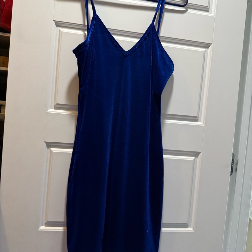 Elegant Blue Velvet Dress